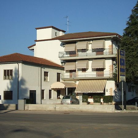 Bovolone Hotel Ristorante Da Gianni מראה חיצוני תמונה