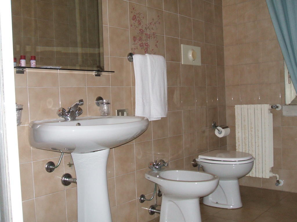 Bovolone Hotel Ristorante Da Gianni חדר תמונה